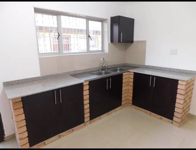 3 BEDROOM HOUSE TO LET IN BAYVIEW